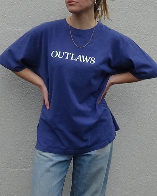 NAVY ‘OUTLAWS’ TEE